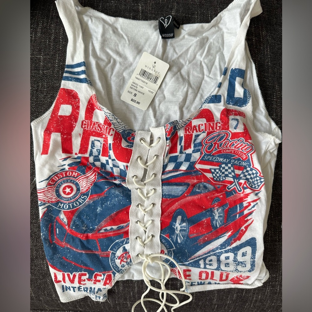 Race tank